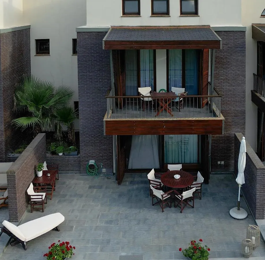 Sunrise Luxury Villa Nea Roda 0*,  Greece