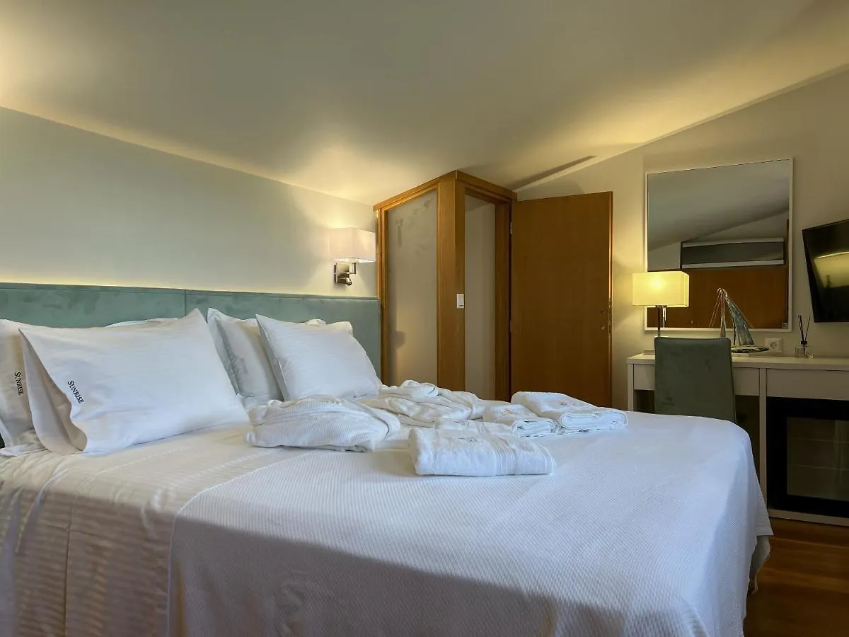 Sunrise Luxury Villa Nea Roda 0*,  Greece